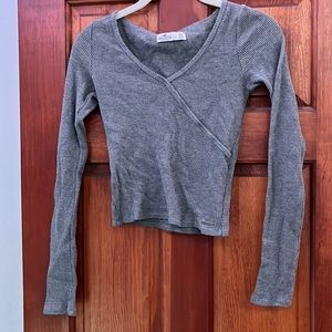 Hollister cross over crop top